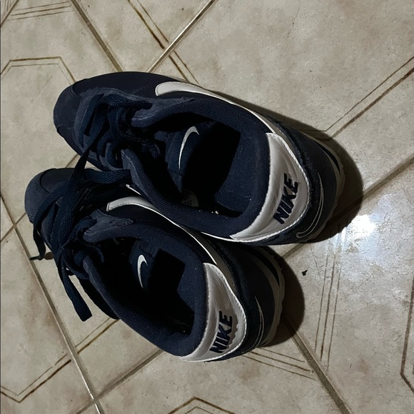 Nike, 7, Blue w/ White swoosh - Picture 1 of 5